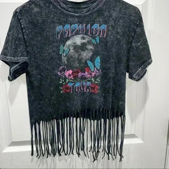 Papillon Butterflies and Moon Concert Tour fringed bottom tee - Picture 6 of 7